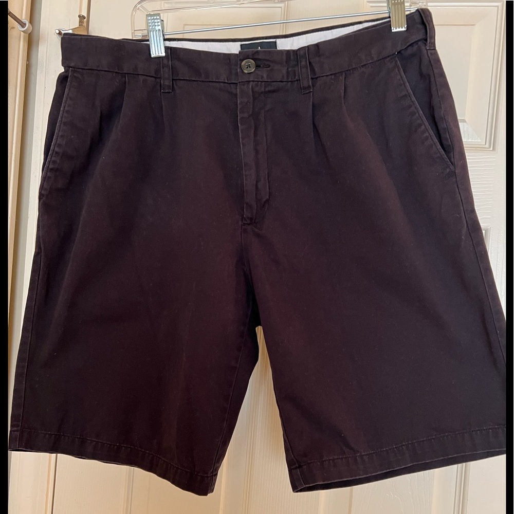 Mens 34W Inseam 9” black shorts